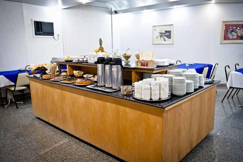 Fenix Hotel Pouso Alegre Zewnętrze zdjęcie